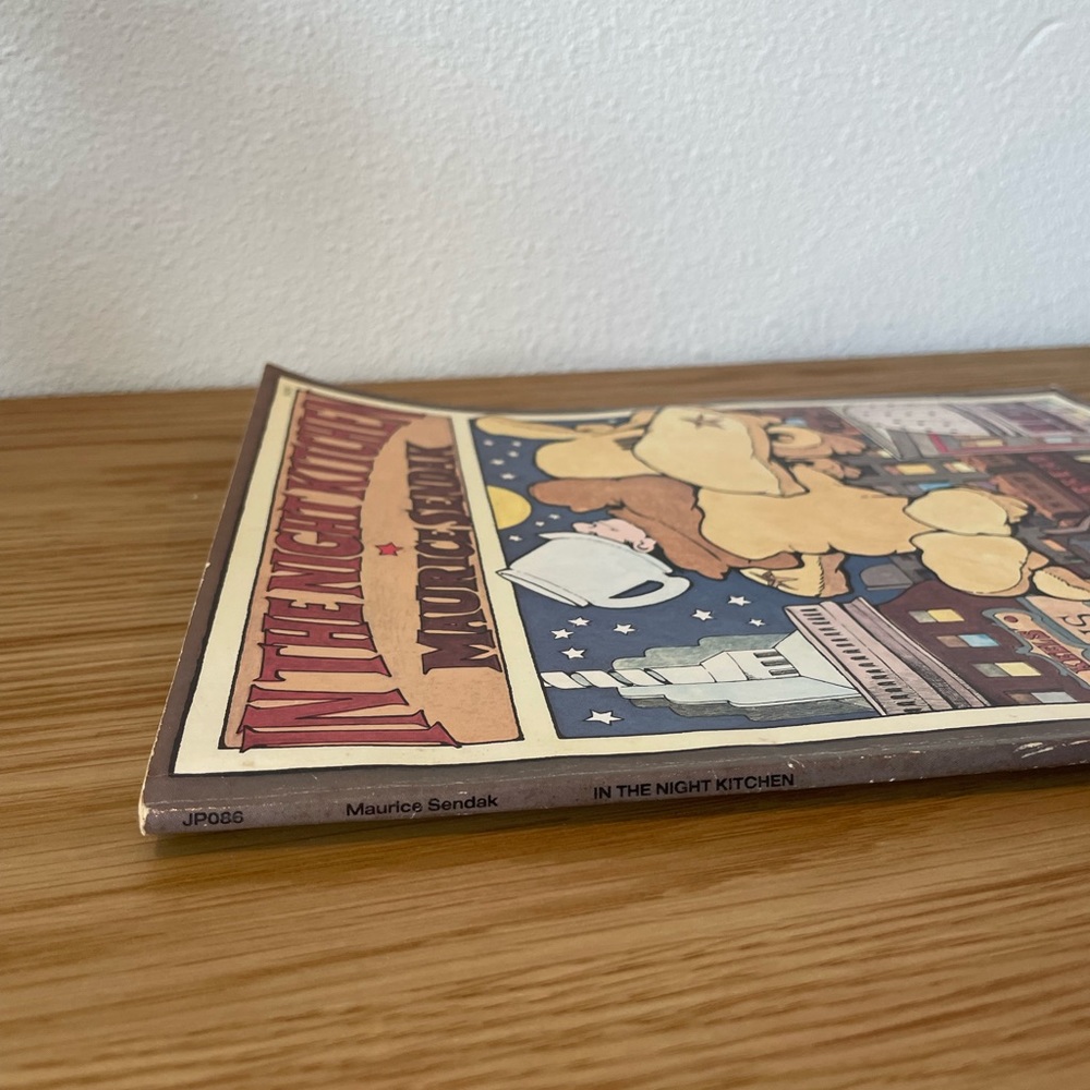 🍁Vintage! In The Night Kitchen Maurice Sendak Children’s Book Paperback - Picture 3 of 7
